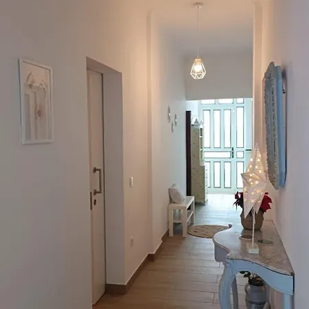 A House With A Garden, Garage, Sauna, And Jacuzzi Appartement Puerto de la Cruz (Tenerife)