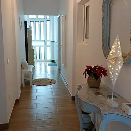 A House With A Garden, Garage, Sauna, And Jacuzzi Puerto de la Cruz (Tenerife)